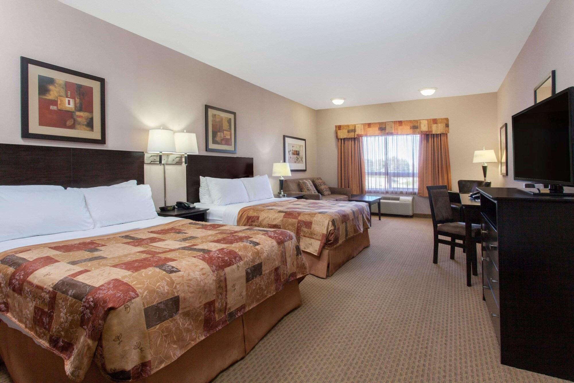 Ramada By Wyndham Brooks Otel Dış mekan fotoğraf