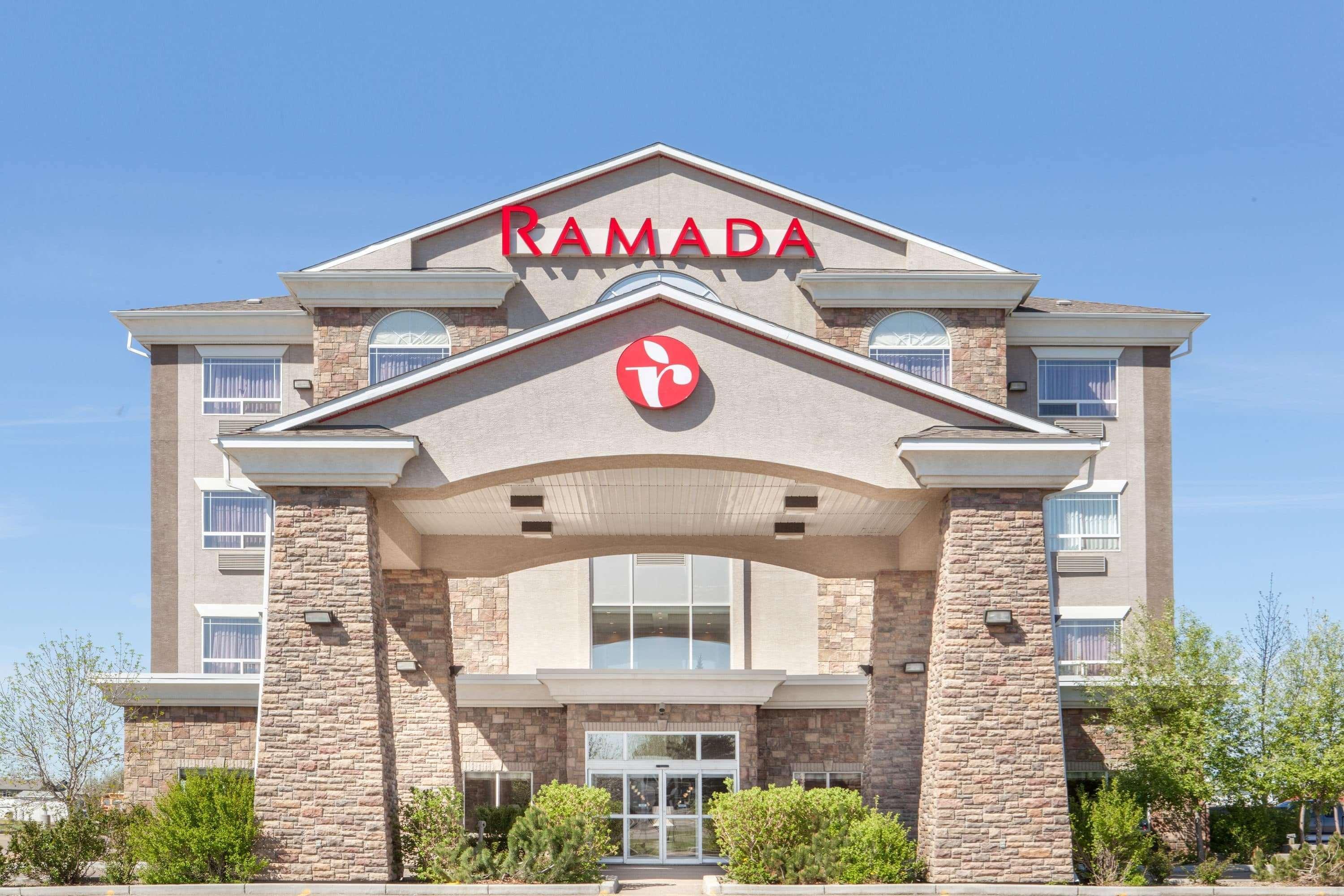 Ramada By Wyndham Brooks Otel Dış mekan fotoğraf