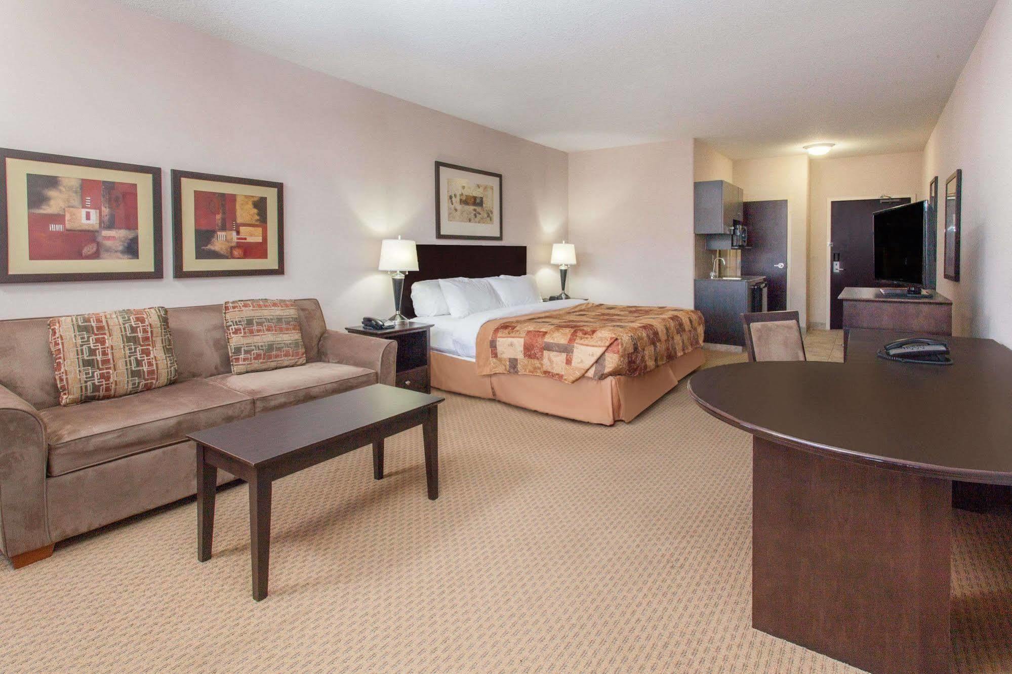 Ramada By Wyndham Brooks Otel Dış mekan fotoğraf