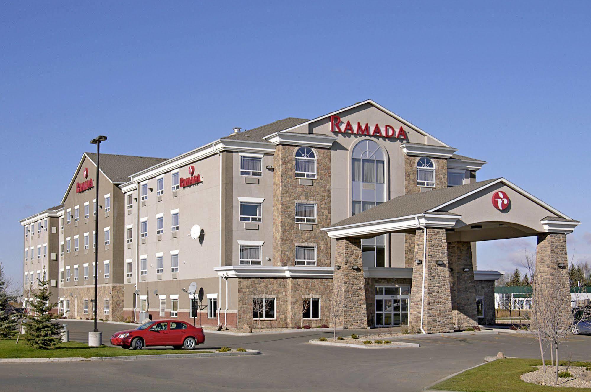 Ramada By Wyndham Brooks Otel Dış mekan fotoğraf
